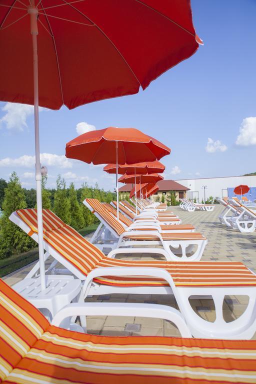 Отель Aqua Party Виктория Экстерьер фото